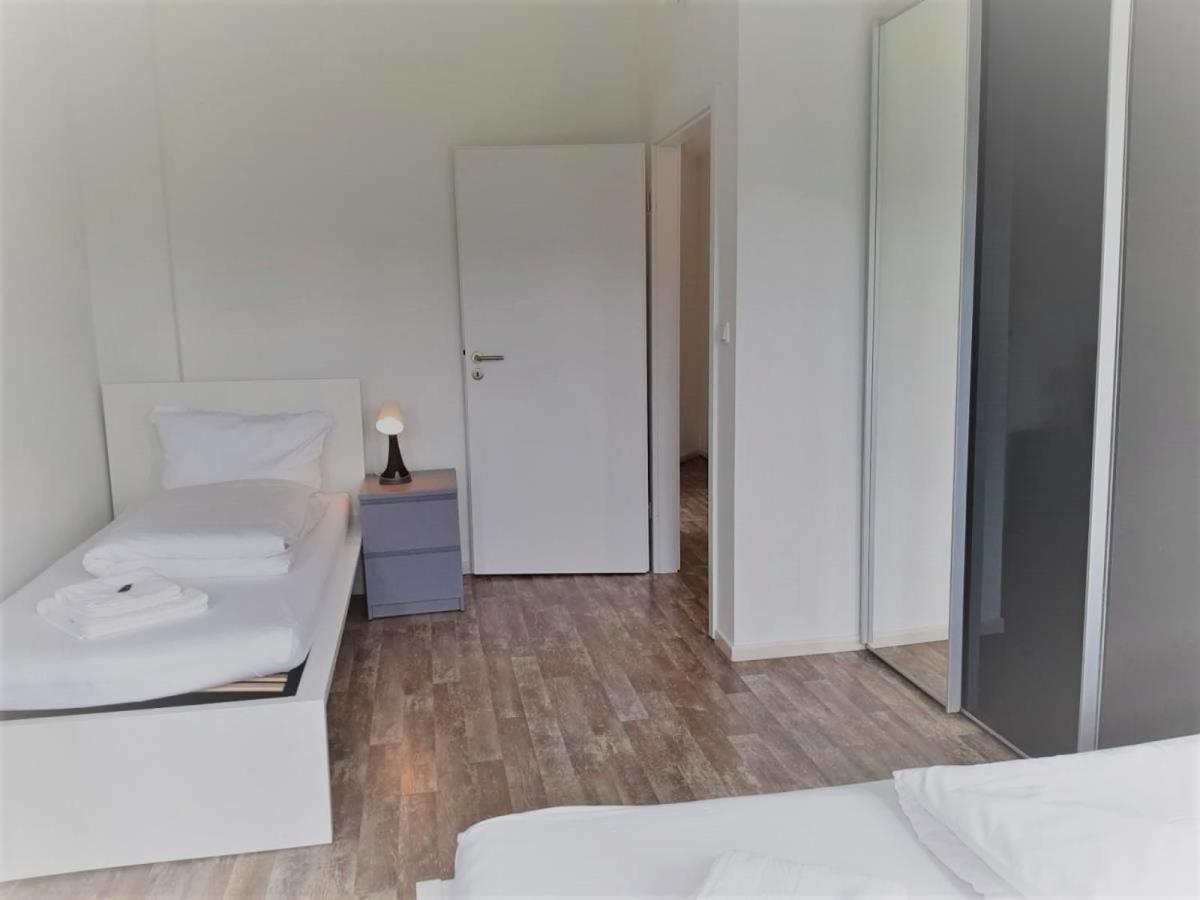 Mehrbett-Apartment 6 Citynah, Einfache Ausstattung Hamburg-Harburg Exteriör bild
